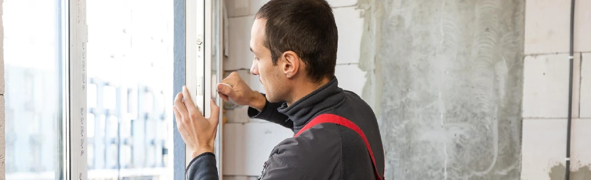 Emergency Cracked Windows Repair Services in Land O' Lakes, FL